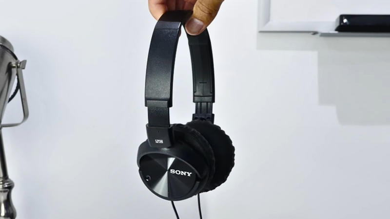 1. Sony MDR-XB400, 2. Sony MDR-V150, 3. Sony DR-BT21G, 4. Sony MDR-E9LP, 5. Sony MDR-ZX100, 6. Sony DR-BTN200, 7. Sony MDR-AS200, 8. Sony MDR-ZX110NC, 9. Sony WF-SP700N, 10. Sony MDR-V55, 1. Sony WH-1000XM5, 2. Sony WH-1000XM4, 3. Sony WH-1000XM3, 4. Sony WH-CH720N, 5. Sony WH-CH710N, 6. Sony MDR-7506, 7. Sony MDR-CD900ST, 8. Sony WF-1000XM5, 9. Sony WF-1000XM4, 10. Sony LinkBuds S