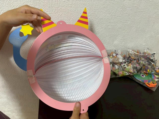 ・今年もハロウィンコーナーが登場！, ・今回購入した商品がこちら, ・蘇る500個の水風船事件, ・ドキドキの運試し？, ・さすが店員さん、ギフトでも嬉しいポーチ, ・気になる人は早めにカルディへ！