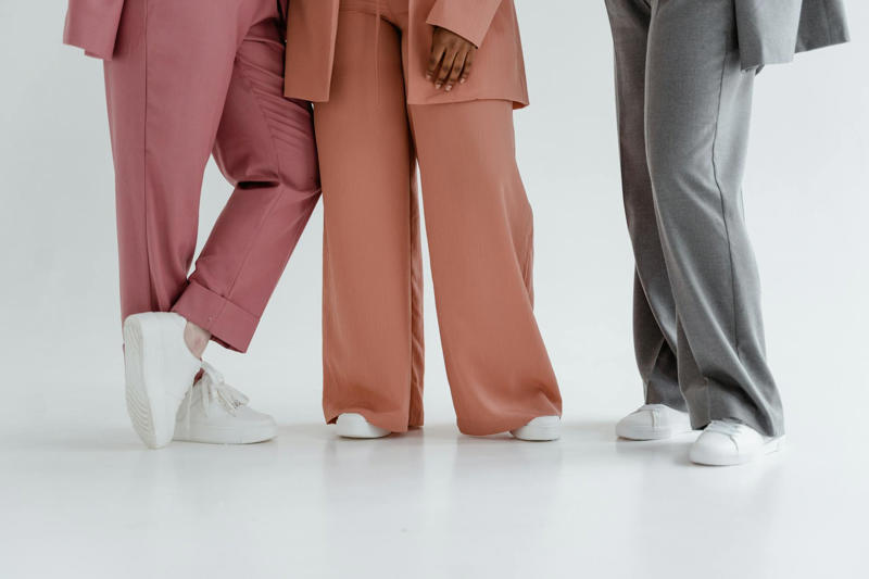 Knotted Button-Down, Midi Skirt, Cashmere Hoodie, Dark Wash Jeans, Silk Camisole, Leather Jacket, Monochrome Outfit, Wide-Leg Pants, Layered Turtleneck, Belted Dress, White Sneakers, Structured Knit Polo, Denim Shirt Dress