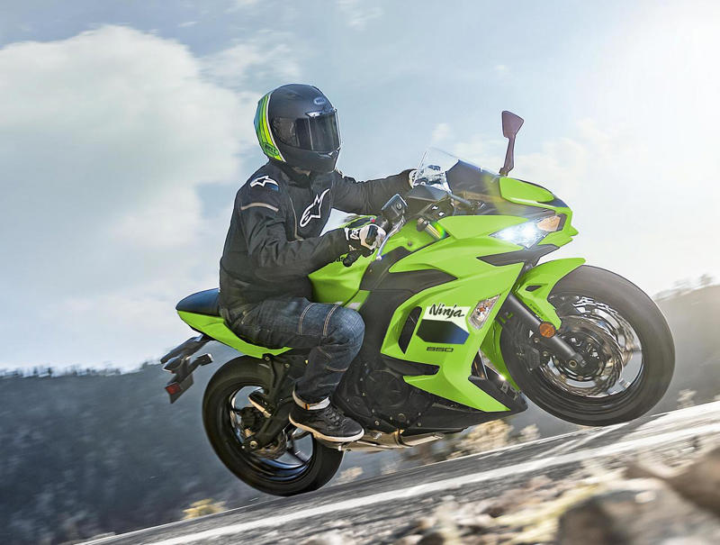 カワサキ「Ninja 650」2026年モデルの概要, カワサキ「Ninja 650」2026年モデルのカラー・人気投票, カワサキ「Ninja 650」2026年モデル主なスペック・燃費・製造国・価格, カワサキ「Ninja 650」2026年モデルの写真, カワサキ「Ninja 650」関連のおすすめ記事