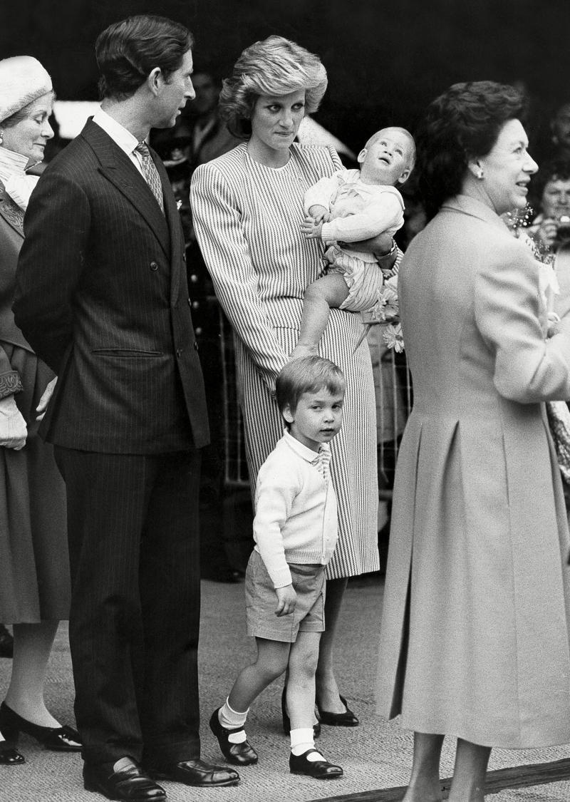 Princess Margaret with nephew, the Prince of Wales George V, the Prince Harry of his time, George V, with his older brother, Albert Victor, George V's kids, including two future kings, Future (and now former) King Edward VIII, with his great-grandmum, Victoria, Wallis Simpson, before she became the Duchess of Windsor, Baby Queen Elizabeth II with her parents, A rare swimsuit photo of Elizabeth II, Lady Diana Spencer as a schoolteacher, Princess Margaret with nephew, the Prince of Wales, A somber moment, Grandmum's birthday, Princess Beatrice and Princess Eugenie in Miami, Royally cute