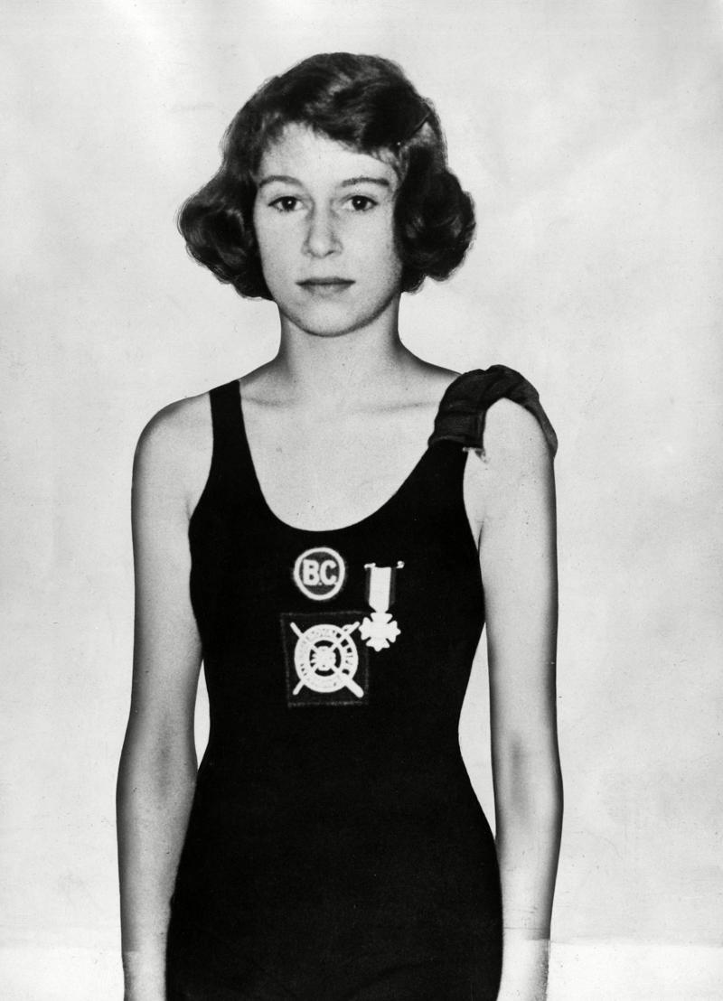 A rare swimsuit photo of Elizabeth II George V, the Prince Harry of his time, George V, with his older brother, Albert Victor, George V's kids, including two future kings, Future (and now former) King Edward VIII, with his great-grandmum, Victoria, Wallis Simpson, before she became the Duchess of Windsor, Baby Queen Elizabeth II with her parents, A rare swimsuit photo of Elizabeth II, Lady Diana Spencer as a schoolteacher, Princess Margaret with nephew, the Prince of Wales, A somber moment, Grandmum's birthday, Princess Beatrice and Princess Eugenie in Miami, Royally cute