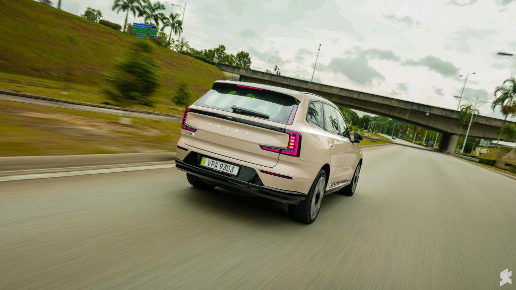 What we liked about the Volvo EX90 Ultra Twin, The Missed Opportunities, Flawed Flagship?, Performance, Range and Charging, The EX90 feels like an unfinished product