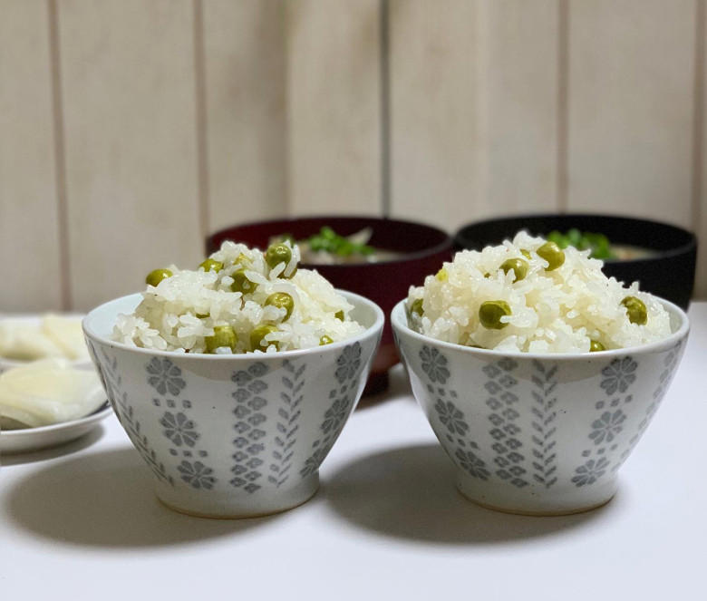 ・ズッキーニと生ハムのオイルマリネ, ・さつまいもの甘煮, ・とうもろこしの唐揚げ, ・なめたけの卵焼き, ・アスパラベーコンチーズ巻き, ・山芋の豚肉巻き, ・カツオのたたき, ・豚バラ甘酢レンコン, ・カレイの煮つけ, ・牛肉のチンジャオロース, ・鶏ネギ黒酢あんかけ, ・さばのミネストローネ
