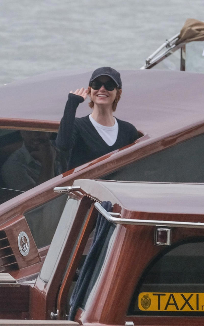 Emma Stone Venice Film Festival 2025, Clooneys, Laura Dern, Eve Hewson, Naomi Watts and Billy Crudup, Riley Keough, Noah Baumbach and Greta Gerwig, Alba Rohrwacher, Emily Mortimer, Shailene Woodley, Adam Sandler, Nicole Avant, Emma Stone, Alicia Silverstone, Noomi Rapace, Willem Dafoe, Chioma Nnadi, Jesse Plemons, Kim Novak, Kim Kardashian, Cate Blanchett, Tilda Swinton, Heidi Klum, George Clooney, Noomi Rapace., Emanuela Fanelli