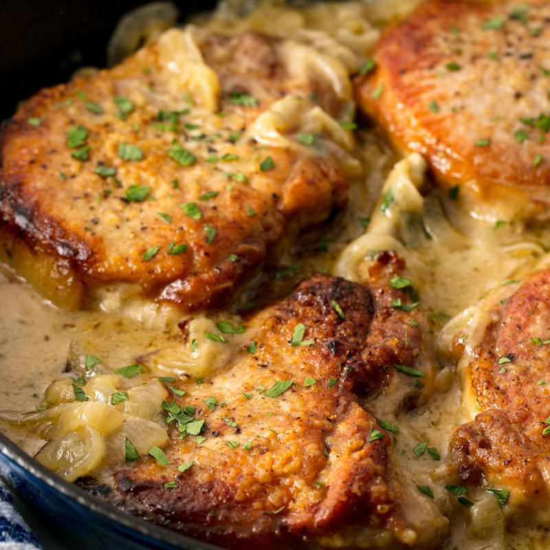 How To Make Smothered Pork Chops, Recipe Tips, What To Serve With Smothered Pork Chops, Made This?, Ingredients, Directions