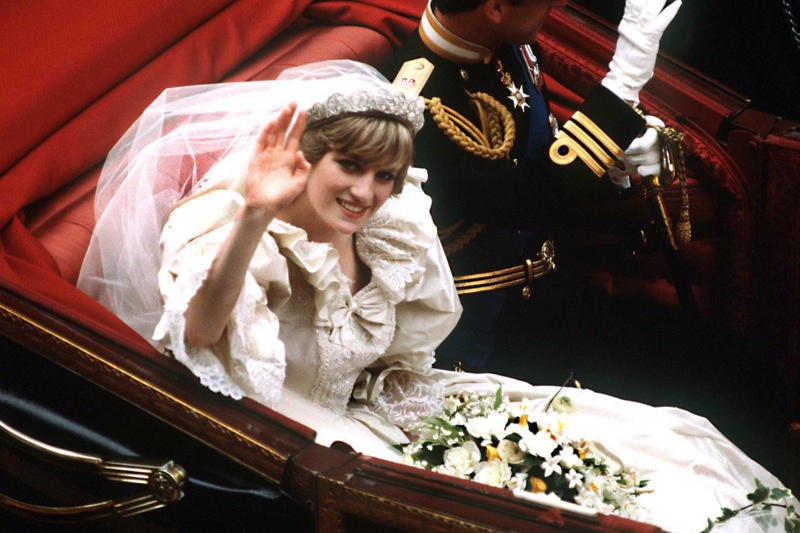 A fashion landmark of the 1980s, Romantic excess, Diana lost too much weight before the wedding, Diana battled bulimia for nearly a decade, She spilled perfume on the dress, A backup bouquet—just in case, A hidden lucky charm, An alternate version of the dress, The backup dress vanished mysteriously, The dramatic veil, How do you transport a princess?, Hand-stitched and one of a kind, Even the shoes were custom masterpieces, The soles were painted with their initials, The third most expensive wedding dress in history