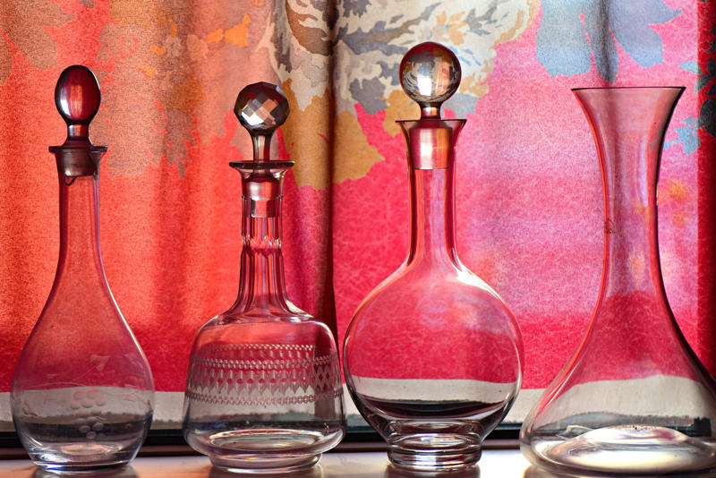 Elegant Wine Decanter With Stopper Marble Rolling Pin With Wooden Cradle, Gold-Plated Salt And Pepper Grinders, Handcrafted Walnut Cutting Board, Crystal Glass Oil And Vinegar Cruet, Copper Hanging Pot Rack, Brass Utensil Holder, Vintage-Inspired Ceramic Butter Dish, Porcelain Mortar And Pestle, Engraved Stainless Steel Measuring Spoons, Artisan Linen Apron, Handmade Rattan Fruit Basket, Etched Glass Canister Set, Polished Stone Cheese Board, Sculptural Wooden Spoon Rest, Elegant Wine Decanter With Stopper