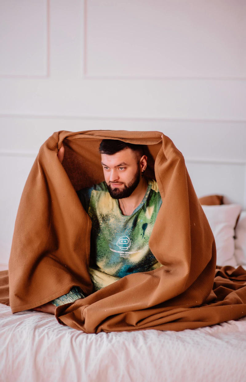 Lightweight Travel Blanket Neck Pillow That Supports Proper Posture, Noise-Canceling Headphones, Compression Socks For Circulation, Portable Charger With Fast-Charge Capability, Lightweight Travel Blanket, Refillable Water Bottle With Filter, Travel Slippers With Rubber Soles, Travel Steamers That Take Up Half Your Bag, Heavy DSLR Cameras For Casual Trips, Multiple Pairs Of Shoes, Full-Sized Toiletry Kits, Hardcover Books Or Travel Guides, Bulky Travel Neck Fans, Money Belts