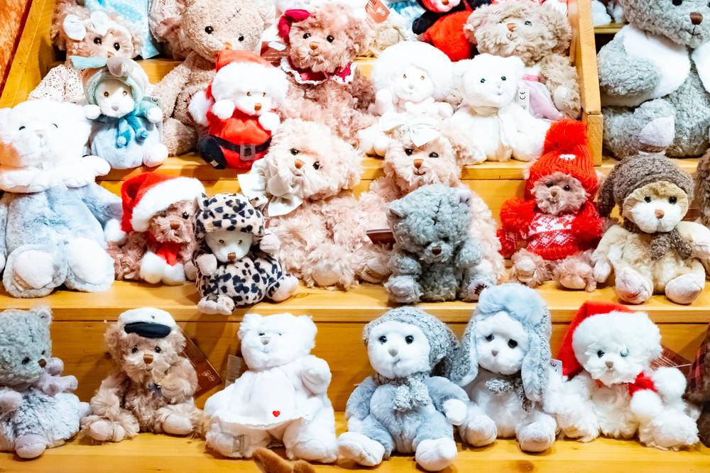 Princess the Bear, Peanut the Elephant, McDonald's Teenie Beanie Babies, Teddy Bears (Multiple Colors), Tabasco the Bull, Humphrey the Camel, Peking the Panda, Chilly the Polar Bear, Bones the Dog, Inch the Worm, Web the Spider, Splash the Whale, Quackers the Duck, Lizzy the Lizard, Pinky the Flamingo, Squealer the Pig, Snort the Bull, Legs the Frog, When Plush Became Precious
