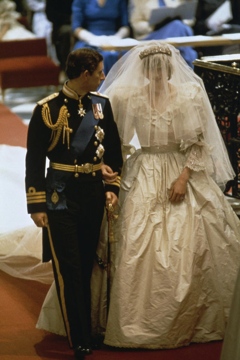 A fashion landmark of the 1980s, Romantic excess, Diana lost too much weight before the wedding, Diana battled bulimia for nearly a decade, She spilled perfume on the dress, A backup bouquet—just in case, A hidden lucky charm, An alternate version of the dress, The backup dress vanished mysteriously, The dramatic veil, How do you transport a princess?, Hand-stitched and one of a kind, Even the shoes were custom masterpieces, The soles were painted with their initials, The third most expensive wedding dress in history