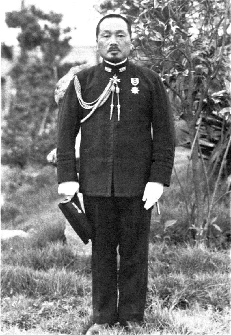 ポツダム宣言受諾までの道のり, 終戦してもなお続く戦争状態, 「特攻」ではなく「生きて戦う」ことを第一に, 「徹底抗戦」の意も空しく, 大西中将が死に際に託した「一言」, 抗戦断念に舵を切るも…, 「空を飛んだら、もう命は惜しくない」, 三〇二空叛乱事件の収束, 厚木飛行場に残された機の片付け, 土をかぶされ“消えた”厚木基地の飛行機