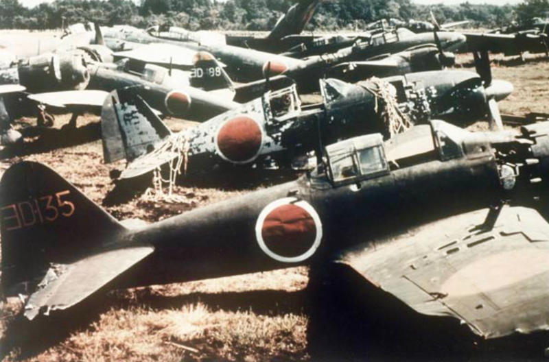ポツダム宣言受諾までの道のり, 終戦してもなお続く戦争状態, 「特攻」ではなく「生きて戦う」ことを第一に, 「徹底抗戦」の意も空しく, 大西中将が死に際に託した「一言」, 抗戦断念に舵を切るも…, 「空を飛んだら、もう命は惜しくない」, 三〇二空叛乱事件の収束, 厚木飛行場に残された機の片付け, 土をかぶされ“消えた”厚木基地の飛行機
