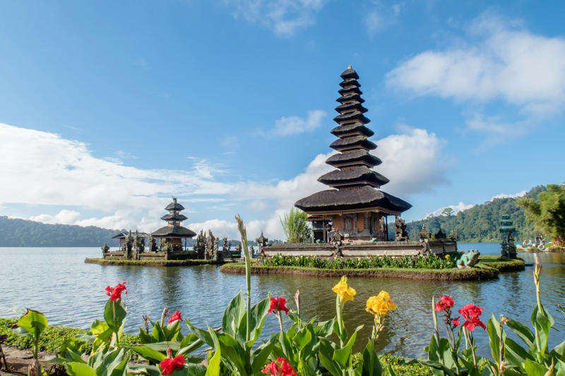 Bali, Indonesia Tokyo, Japan, Lisbon, Portugal, Melbourne, Australia, Reykjavik, Iceland, Seoul, South Korea, Ljubljana, Slovenia, Mexico City, Mexico, Dubai, UAE, Venice, Italy, Bangkok, Thailand, Los Angeles, USA, Barcelona, Spain, Bali, Indonesia, New York City, USA