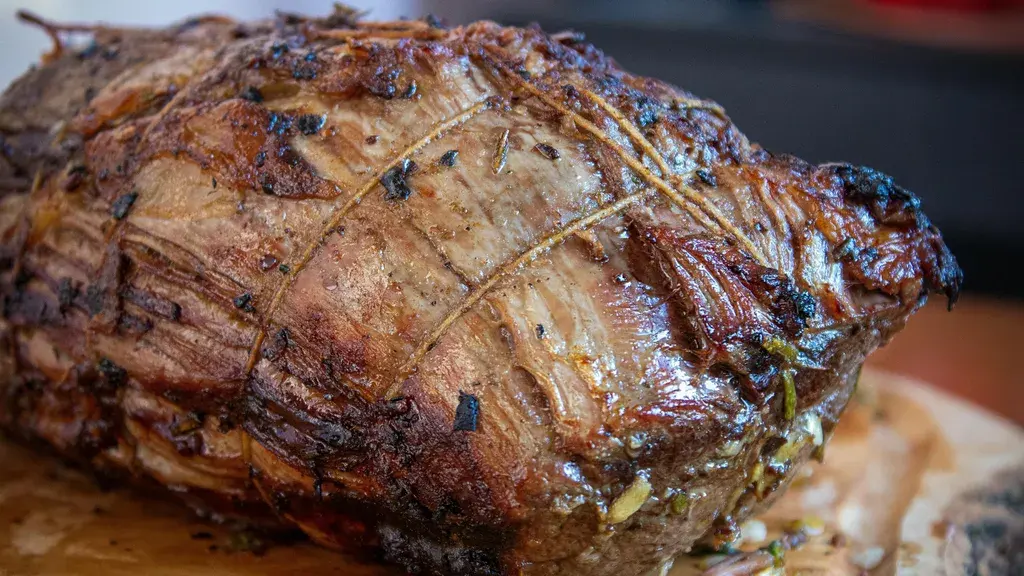 Why cook a roast in an oven bag?, Best meats for pot roast in a bag, How to cook a pot roast in an oven bag, Cooking times: how long to cook a roast in an oven bag