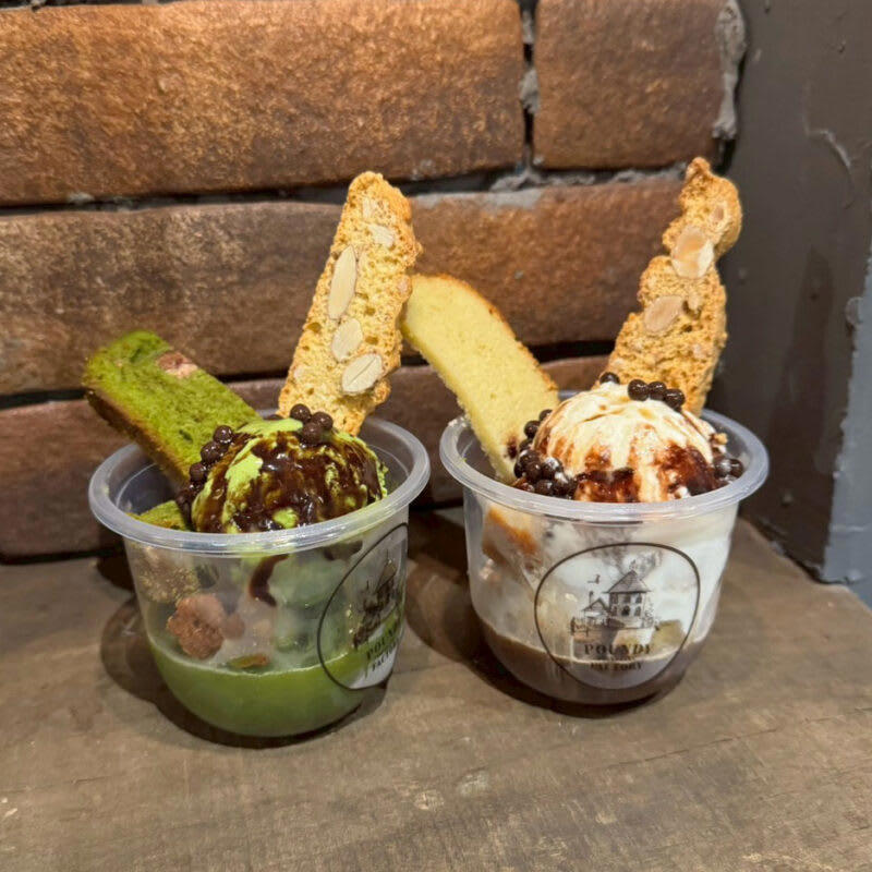 AMATOの「福岡のパン＆スイーツ」, 今注目のお店！「福岡のニューオープンパン＆話題スイーツ3選」, 1. ティラミスメロンパンが福岡初上陸「MOROBAAU」/福岡市中央区大名, 2. パン好きの間で話題のおしゃれベーカリー「épi」/福岡市博多区美野島, 3. まるで美術館のような隠れ家スイーツ店「パウンディ」/福岡市中央区六本松, ★AMATOの「福岡最新グルメ」記事の更新を知りたい方