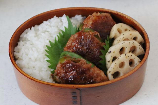 種もワタも食べられる！「ピーマンの肉詰め」「れんこんのレンジ煮」2品弁当, 1品目 ピーマンの肉詰め, 2品目 れんこんのレンジ煮, 「心が楽になる2品弁当」のルール
