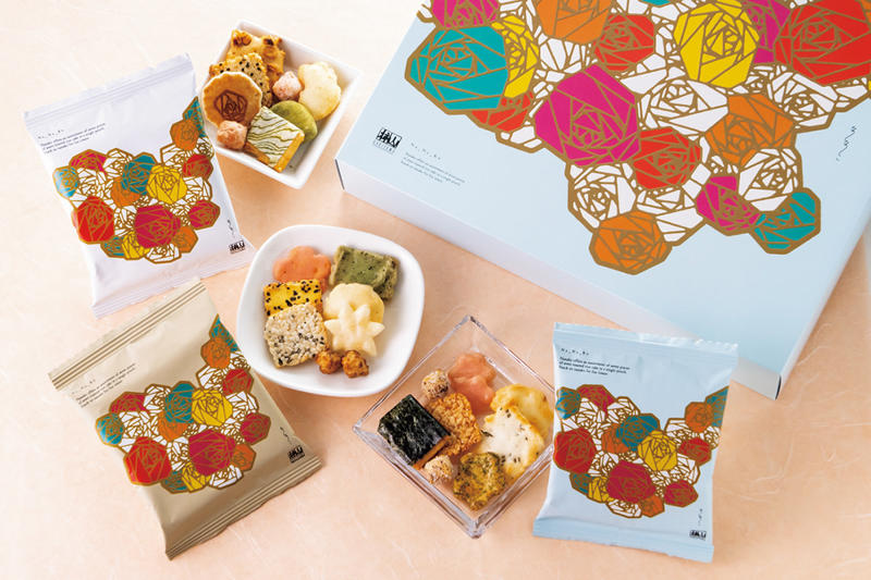 「包む文化」に育まれたお菓子の品格, 赤坂柿山　季節のおかき, 京都　村上開新堂, 塩野　季節の生菓子, 塩芳軒　季節の蒸菓子, アトリエうかい　ふきよせ, 綾瀬はるかさんが表紙！「FRaU JAXURY MOOK」発売中