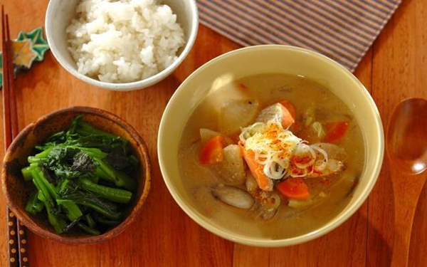 ふんわり卵のトロロ汁, モヤシのとろ～り春雨スープ, ヒジキのトロミスープ, 血液サラサラ！ 丸ごと玉ネギのスープ, 鮭の酒粕みそスープの献立, 韓国風ピリ辛春雨スープの献立