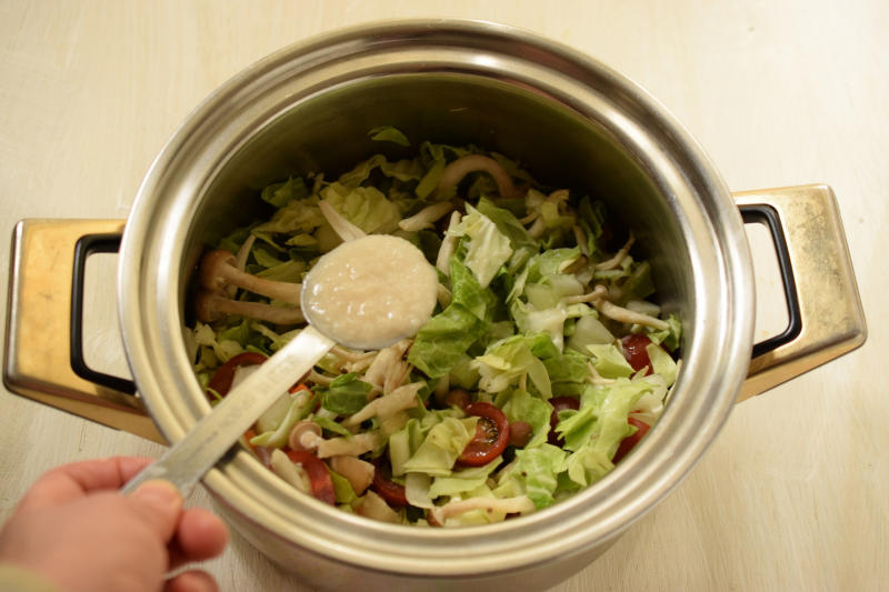ふんわり卵のトロロ汁, モヤシのとろ～り春雨スープ, ヒジキのトロミスープ, 血液サラサラ！ 丸ごと玉ネギのスープ, 鮭の酒粕みそスープの献立, 韓国風ピリ辛春雨スープの献立