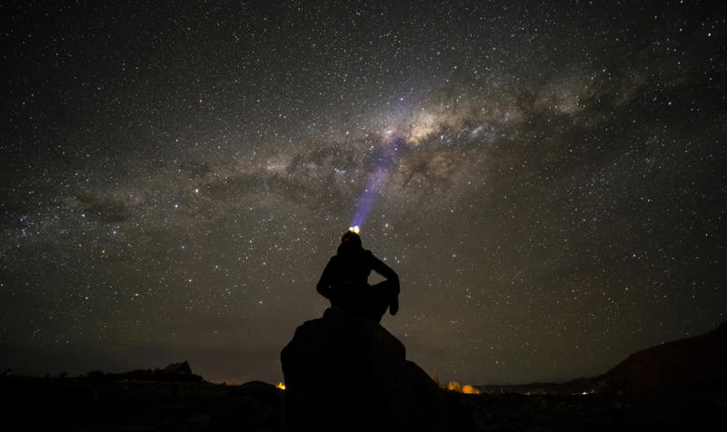 ダークエネルギー, ビッグバンはどのようにして発生するのか？, ビッグバンの地図作成, 私たちは宇宙で孤独なのか？, 宇宙は無限なのか？