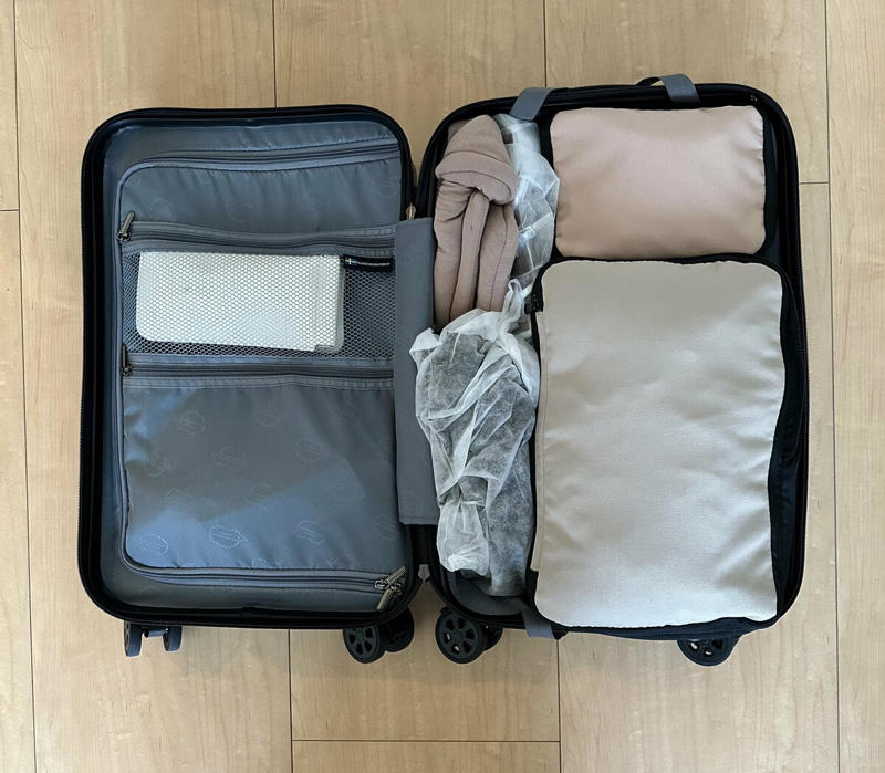 友人との旅もあえて個人旅行スタイルで, ずっと一緒だからこそ、ひとりの時間を大切にする, 観光プランは各自で考えてシェア, 長旅の荷物は「機内持ち込みサイズ」に厳選
