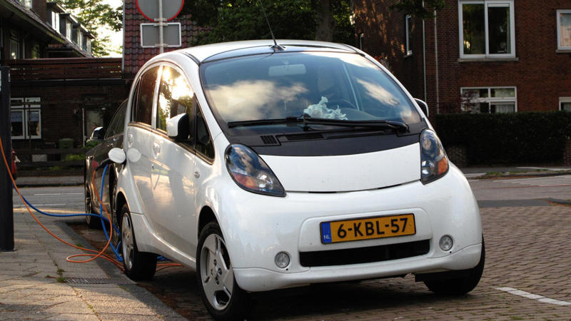 4. 2013–2015 Mitsubishi i-MiEV 1. 2025 Mitsubishi Outlander, 2. 2025 Mitsubishi Outlander PHEV, 3. 2025 Mitsubishi Eclipse Cross, 4. 2025 Mitsubishi Outlander Sport, 5. 2024 Mitsubishi Mirage, 6. Mitsubishi Lancer Evolution X (Final Edition), 7. 2024 Mitsubishi Mirage G4, 8. Mitsubishi Lancer Evolution VI Tommi Mäkinen Edition, 9. Mitsubishi Eclipse GSX (2nd Generation), 10. Mitsubishi Lancer Evolution VIII, 1. 2002 Mitsubishi Montero, 2. 2004 Mitsubishi Endeavor, 3. 2000 Mitsubishi Diamante, 4. 2013–2015 Mitsubishi i-MiEV, 5. 2002 Mitsubishi Montero Sport, 6. 2015 Mitsubishi Mirage, 7. 2011 Mitsubishi Lancer, 8. 2001 Mitsubishi Eclipse, 9. 2003 Mitsubishi Galant, 10. 1994 Mitsubishi 3000GT VR-4