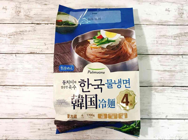 コストコ販売の「ふるる冷麺」のトッピング, コストコ販売の「ふるる冷麺」のおいしい食べ方, コストコ販売の「ふるる冷麺」の値段, コストコ販売の「ふるる冷麺」の原材料, コストコ販売の「ふるる冷麺」のカロリー, コストコ販売の「ふるる冷麺」の消味期限と保存方法, 「ふるる冷麺」の製造・販売会社は？, 「ふるる冷麺」は冬でも売ってる？, 「ふるる冷麺」の売り場はどこ？