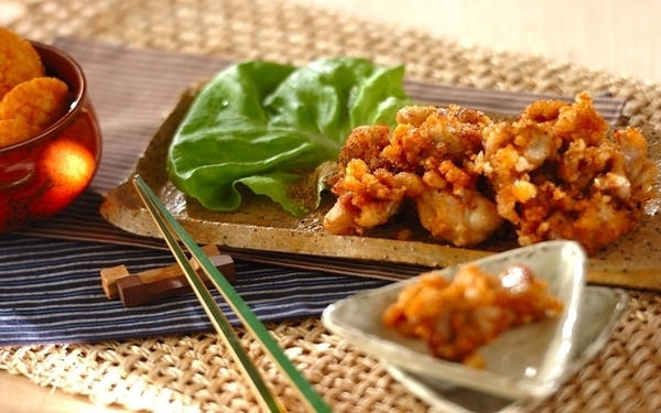 オートミールクッキー, 押し麦のグラノーラ, 発酵ブラックビスコッティ, ザクザククッキー入りバナナチーズケーキ, たっぷりのネギソースでいただくザクザク油淋鶏, ザクザクチキンのトルティーヤ, キャベツオムレツ, ユズ山椒のおせんべい唐揚げ, ザクザクポテチサラダ