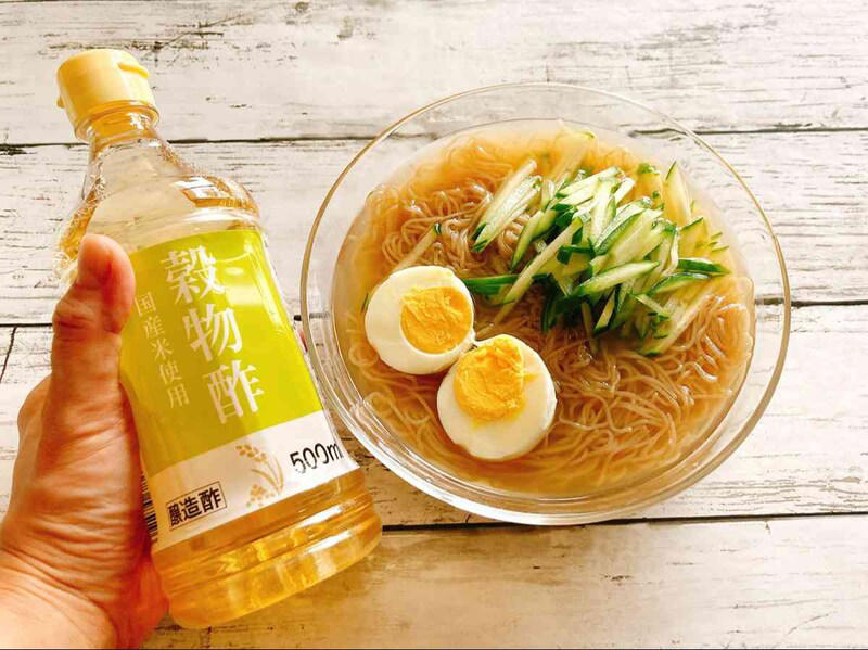 コストコ販売の「ふるる冷麺」のトッピング, コストコ販売の「ふるる冷麺」のおいしい食べ方, コストコ販売の「ふるる冷麺」の値段, コストコ販売の「ふるる冷麺」の原材料, コストコ販売の「ふるる冷麺」のカロリー, コストコ販売の「ふるる冷麺」の消味期限と保存方法, 「ふるる冷麺」の製造・販売会社は？, 「ふるる冷麺」は冬でも売ってる？, 「ふるる冷麺」の売り場はどこ？