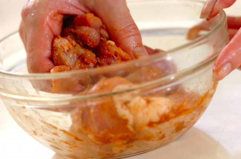 鶏もも肉のきな粉照り焼き, 10分で作れる夕食 炒めるだけ！ スパイシーな炒め物, 簡単ヘルシー！ 菊芋のキンピラ, 5分でプロの味！ 絶品ニラ玉, 節約食材でボリュームおかず！ 豚こま肉のさっくり揚げネギソースがけ, 豚肉のモヤシロール, クリームチーズと昆布 和えるだけ 濃厚なおいしさ, サッパリ厚揚げステーキ
