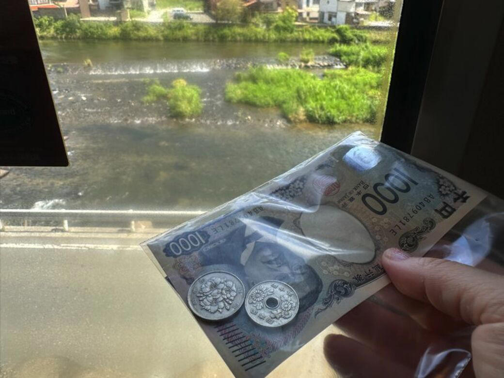サンライズの旅にまだ知らないことがあった, 臨時のサンライズは乗車時間が15時間超え, どうすれば駅ホームで弁当を受け取れる？, 特急「やくも」もOK, 知る人ぞ知るサービスだった, 駅弁文化を維持するためにできることは？