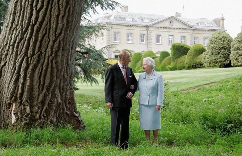 Queen Elizabeth & Prince Philip: Hampshire Honeymoon like the royals, Queen Victoria & Prince Albert: Windsor Castle, King George VI & the Queen Mother: Surrey, Edward VIII & Wallis Simpson: Venice, Queen Elizabeth & Prince Philip: Hampshire, Princess Margaret & Anthony Armstrong-Jones: the Caribbean, Princess Anne & Captain Mark Phillips: the Galápagos, Prince Charles & Princess Diana: the Med & Scotland, Prince Edward & Sophie Rhys-Jones: Scotland, Prince Charles & Camilla Parker Bowles: Scotland, Peter Phillips & Autumn Kelly: South Africa, Zara Phillips & Mike Tindall: Cyprus, Prince William & Kate Middleton: the Seychelles, Prince Harry & Meghan Markle: still a secret, Princess Eugenie & Jack Brooksbank: also still a secret, Princess Beatrice & Edoardo Mapelli Mozzi: South of France