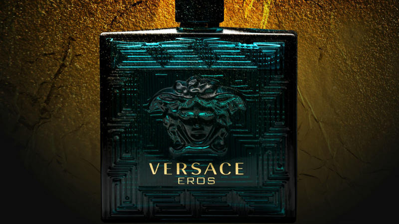 1. Acqua di Gio by Giorgio Armani, 2. Dior Sauvage, 3. Bleu de Chanel, 4. Creed Aventus, 5. Tom Ford Noir, 6. Hermes Terre D'Hermes, 7. Tom Ford Oud Wood, 8. Versace Eros, 9. Versace Dylan Blue, 10. Armani Code, 11. Montblanc Explorer, 12. Prada L’Homme, 13. Jean Paul Gaultier Le Male, 14. Hugo Boss Bottled, 15. Y by Yves Saint Laurent, 16. Paco Rabanne 1 Million, 17. Gucci Guilty Parfum Pour Homme, 18. Le Labo Santal 33, 19. Chanel Allure Homme Sport, 20. Acqua di Parma Colonia