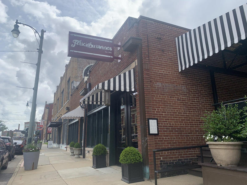 Chez Philippe, Coastal Fish Company, Erling Jensen, Felicia Suzanne's, Hen House, Itta Bena, Limelight, The Lobbyist, The Terrace at the River Inn