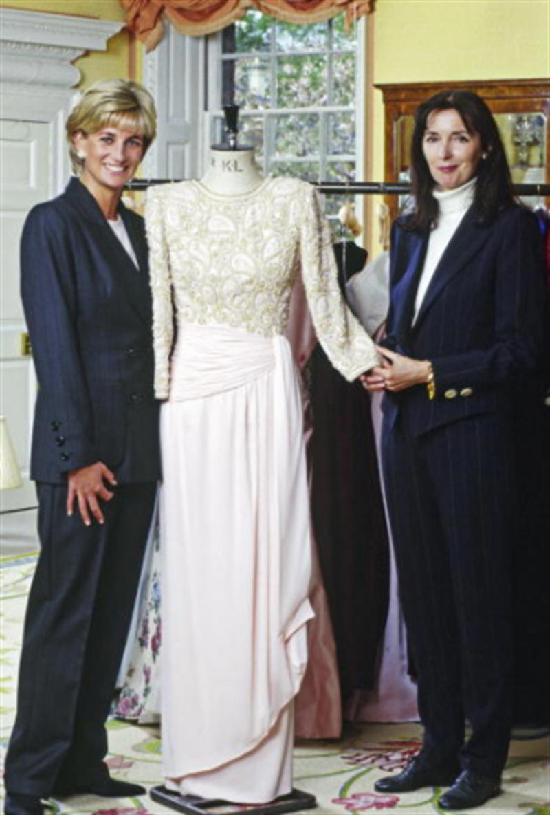 Catharine Walker Polka Dots, Revenge Dress, One color, Catharine Walker, Serenity, 'Travolta' Dress, Casual look, 'Diana: Her Fashion Story'