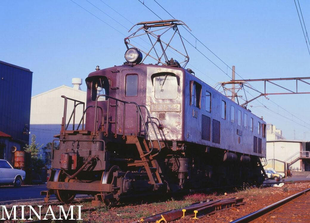 EF58形の「登場秘話」, 「半流線形」で花形機に, ブルトレや夜行急行の先頭に, 「EF58は撮らない」ファンもいた？, 臨時列車を牽く勇姿, 幻の？「オリエント急行」ヘッドマーク
