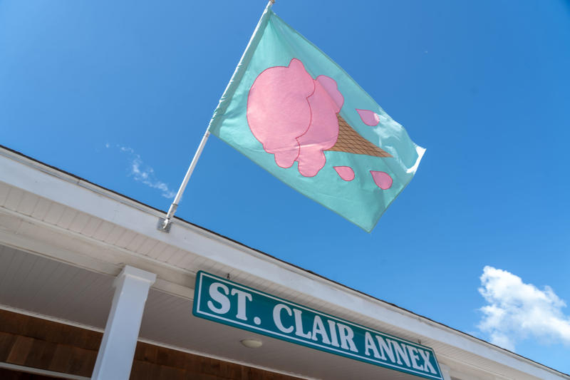 Olympia Tea Room, Ella's Food and Drink , PizzaPlace, Cooked Goose, S & P Oyster Restaurant, St. Clair Annex, Mel's Downtown Creamery, Candy Box, McQuade's Marketplace, Bay Street shops, Miceli's Furniture
