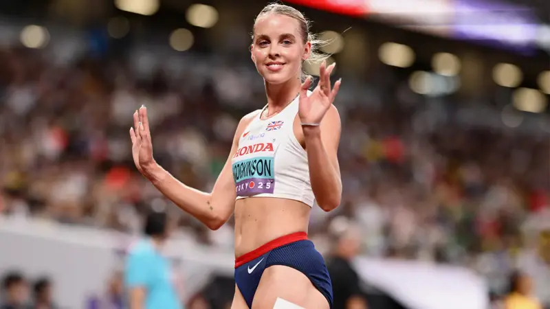 イギリス人選手はパリ五輪の800メートルで金メダルを獲得し、世界陸上では銅メダルを獲得した。, 長い怪我から東京で復帰したキーリー・ホジキンソンのレースは、ソーシャルメディア上で批判を浴びた。, 「世界選手権で銅メダルを獲得した後、多くの否定的なコメントがあった」, 「コメントの中には「恥を知るべきだ」「酷いレースだ」「彼女はTikTokで動画を作るのに忙しすぎる......」などが見られた」, 「そういう人たちの言うことは無視して前に進むしかない」, 「しかし、調子が悪いときには、この批判はより大きな影響を与える」, 「自分がしたいことは走ることだ」, 「ソーシャルメディアは現実ではないことを忘れてはならない」, 「自分の仕事に集中するんだ」, 2002年3月3日、ウィガン生まれのイギリス人アスリート。, インスタグラムで50万人以上のフォロワーを持つキーリー・ホジキンソン。