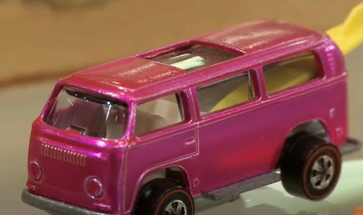 Money On Tiny Wheels, 1968 Brown Custom Camaro, 1968 White Custom Camaro, 1968 Pink Beatnik Bandit, 1969 Red Baron With White Interior, 1971 Red Olds 442 With Black Interior, 1972 Green Open Fire, 1972 Pink Superfine Turbine, 1974 Blue Rodger Dodger, 1974 Magenta Rodger Dodger With White Interior, 1977 White Z-Whiz, 1968 Python With “Cheetah” Base, 1968 Custom Volkswagen Without Sunroof, 1968 Rear-Loading Volkswagen Beach Bomb, 1970 Ed Shaver Custom AMX, 1969 Purple Olds 442, 1971 Purple Olds 442, 1970 Mad Maverick With “Mad” Base, 1971 Snake And Mongoose Dragsters, 1969 Purple Bye Focal, 1970 Purple Olds 442 With White Interior, 1968 Custom Barracuda In Apple Green