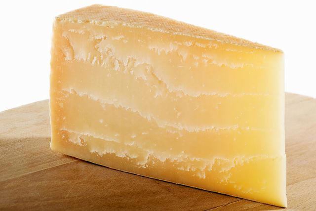 Parmigiano-Reggiano DOP, Grana Padano DOP, Pecorino Romano DOP, Mozzarella, Mascarpone, Asiago DOP, Fontina DOP, Piave DOP, Taleggio DOP, Provolone, Gorgonzola DOP