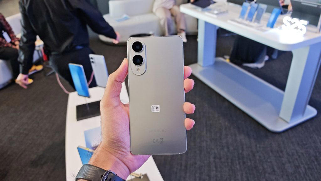 A 5,160mAh battery in a 5.95mm body!, Battery Life: Tecno Outlasts the Competition, Even with a massive battery, it’s the lightest, Rest of the Specs, Tecno, please bring the Spark Slim to Malaysia