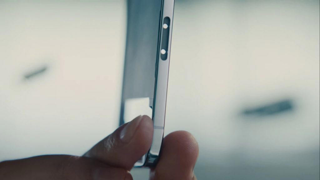 Thickness &amp; Weight, Aesthetics, Battery &amp; Endurance, Performance &amp; Cooling, Displays