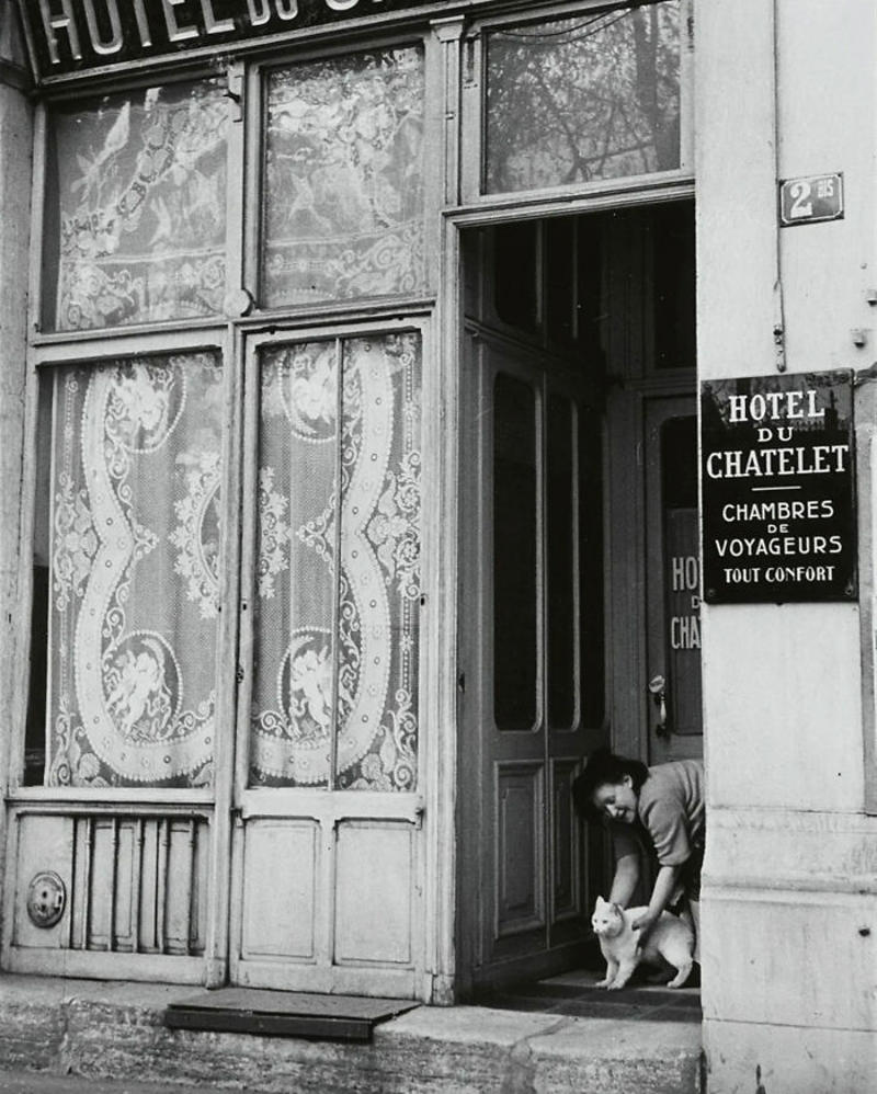 #33 Paris, France, 1952 #1 Worthing, United Kingdom, 1956, #3 Skibotn, Norway, 1967, #11 1960s, #13 1872, #15 1922, #17 London, United Kingdom, 1957, #19 1960, #21 1972, #23 1968, #25 1971, #27 Around 1912, #29 United States, 1955, #31 Paris, France, 1951, #33 Paris, France, 1952, #35 Whittlesey, United Kingdom, 1961, #37 1953, #39 1956, #41 Shot Taken Around 1954, #43 1953, #45 1955, #47 1906