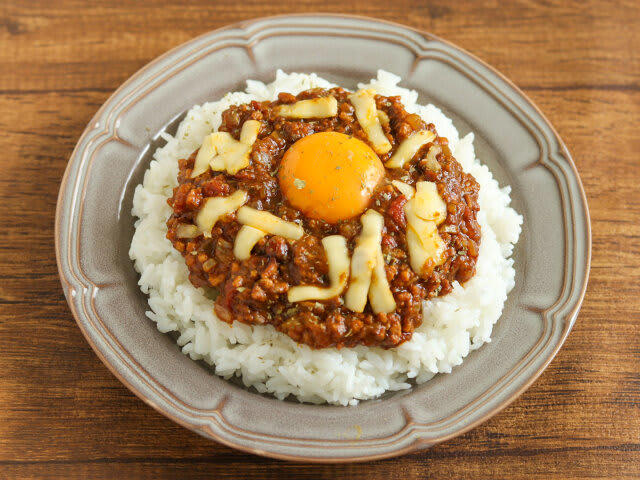 リュウジさんの「無水キーマカレー」のレシピ, 無水キーマカレーの材料（2人分）, 無水キーマカレーの作り方, リュウジさんの「無水キーマカレー」を「チーズキーマカレー」に簡単アレンジ！