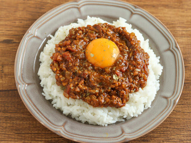リュウジさんの「無水キーマカレー」のレシピ, 無水キーマカレーの材料（2人分）, 無水キーマカレーの作り方, リュウジさんの「無水キーマカレー」を「チーズキーマカレー」に簡単アレンジ！