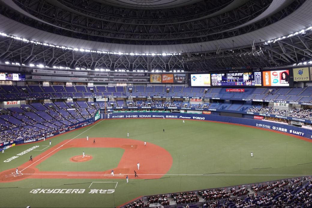 売上6割増・利益3倍増！ファイターズ札幌移転・初年度から“結果くっきり”, ファイターズが構築したビジネスモデル「滞在すればするほど利益が上がる」, エスコンフィールド成功、影の理由は「札幌ドーム脱出成功」？, 潤った日ハムと、赤字転落の札幌ドーム, 夏は大稼ぎ、冬場は赤字　ボールパークの経営課題は「冬場の閑散期」対応