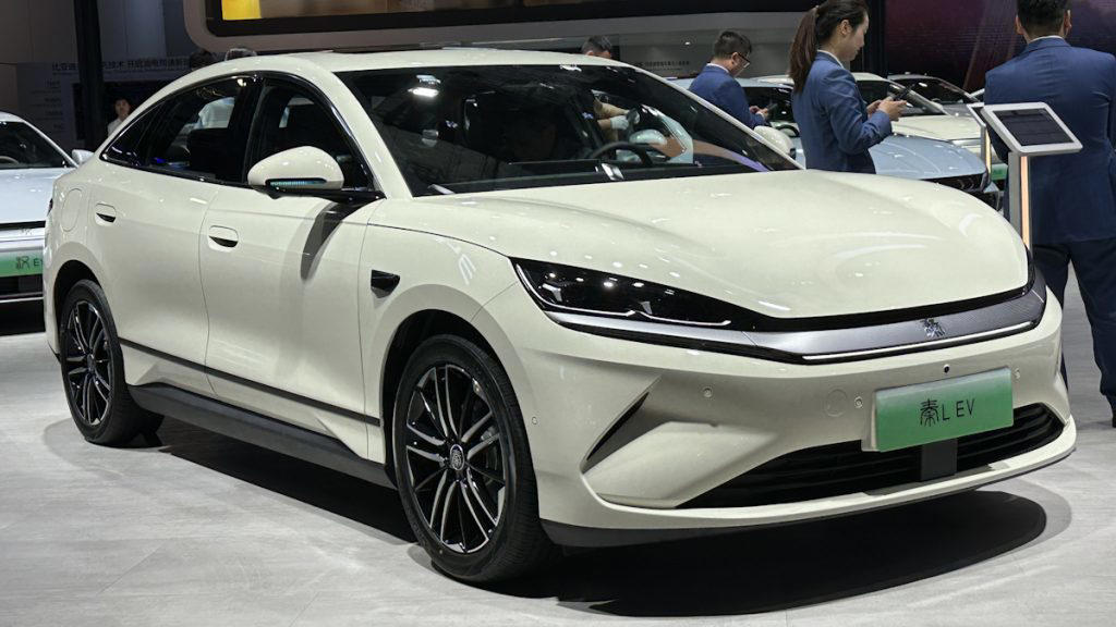 Our Sealion 6 DM-i prediction was off the mark, Why would BYD rebrand Qin Y EV to Seal 6 EV?, Isn’t there already a Seal 6 EV?, BYD Qin L EV Quick Specs  