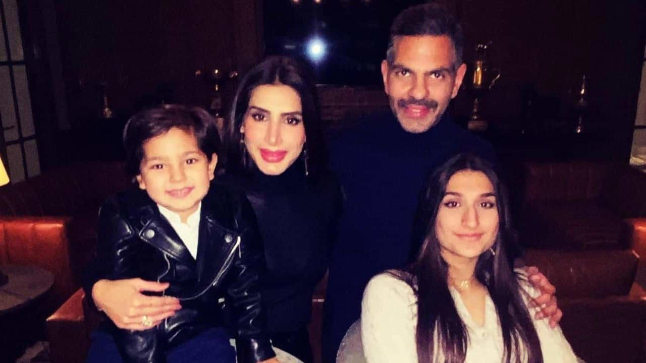 This family photograph reflects the joy Sunjay Kapoor found in fatherhood, surrounded by his children in an intimate setting. It now stands as a cherished memory of love and togetherness.