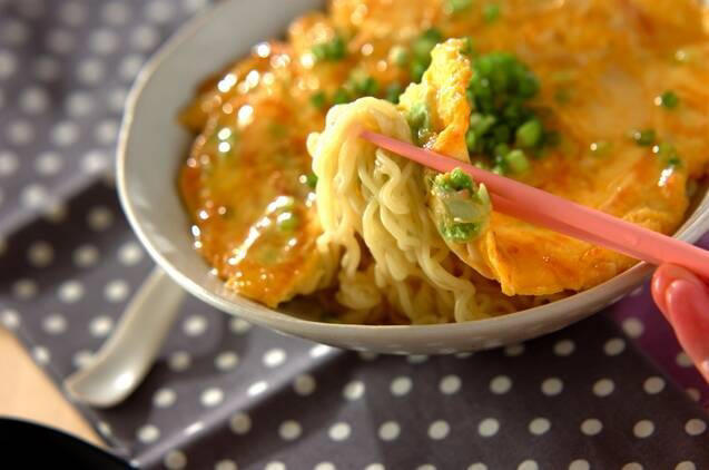 ・「インスタントの袋麺、食べる頻度は？」の結果は…, ・「袋麺、何にこだわる？」の結果は…, ・「ズバリ！好きな袋麺は？」の結果は…, ・「袋麺に期待することは？」の結果は…